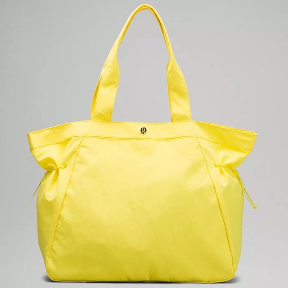 lululemon athletica Handbags - NWT Lululemon Cinch Tote Bag